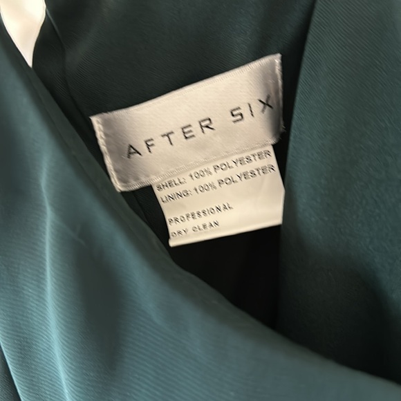 NWT After Six one Shoulder Chiffon Maxi Dress with Slit in Evergreen - Picture 5 of 6
